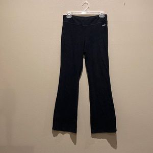 black flared yoga pants, size M